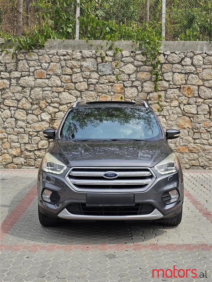 2017' Ford Kuga photo #2