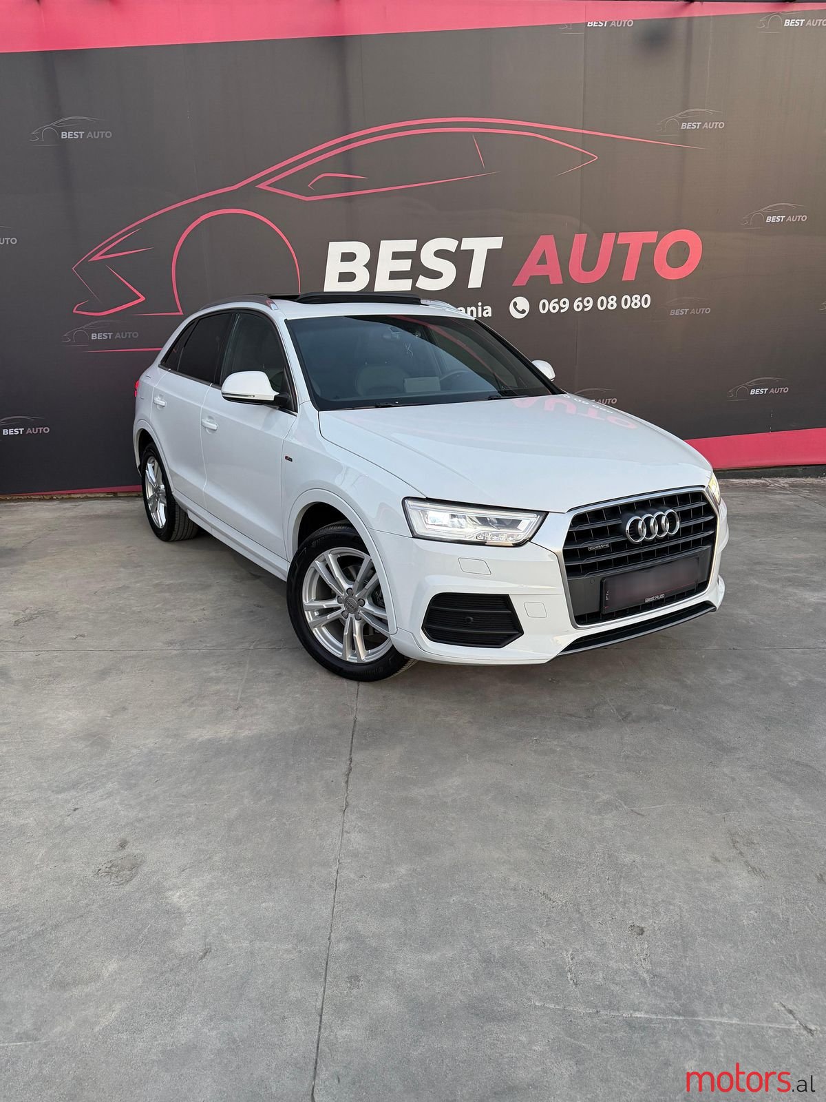 2015' Audi Q3 photo #1