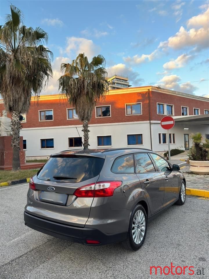 2012' Ford Focus photo #6