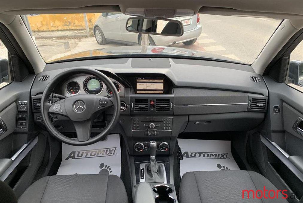 2009' Mercedes-Benz GLK 320 photo #1