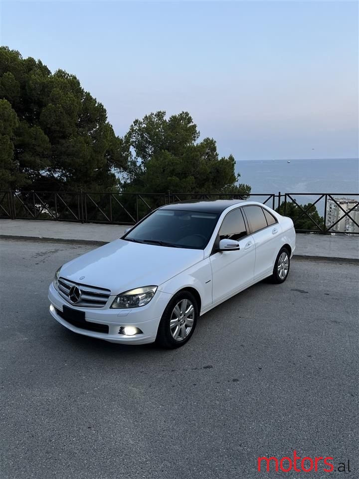 2010' Mercedes-Benz C 220 photo #1