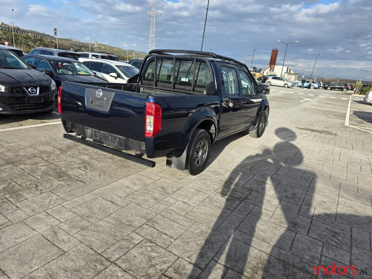 2013' Nissan Navara photo #2