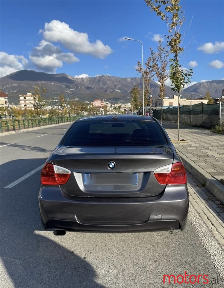 2005' BMW 320 photo #2