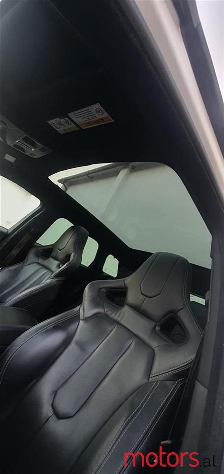 2012' Land Rover Range Rover Evoque photo #4