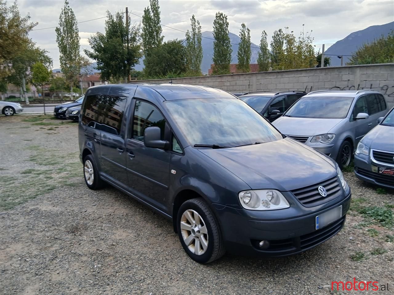 2010' Volkswagen Caddy photo #3