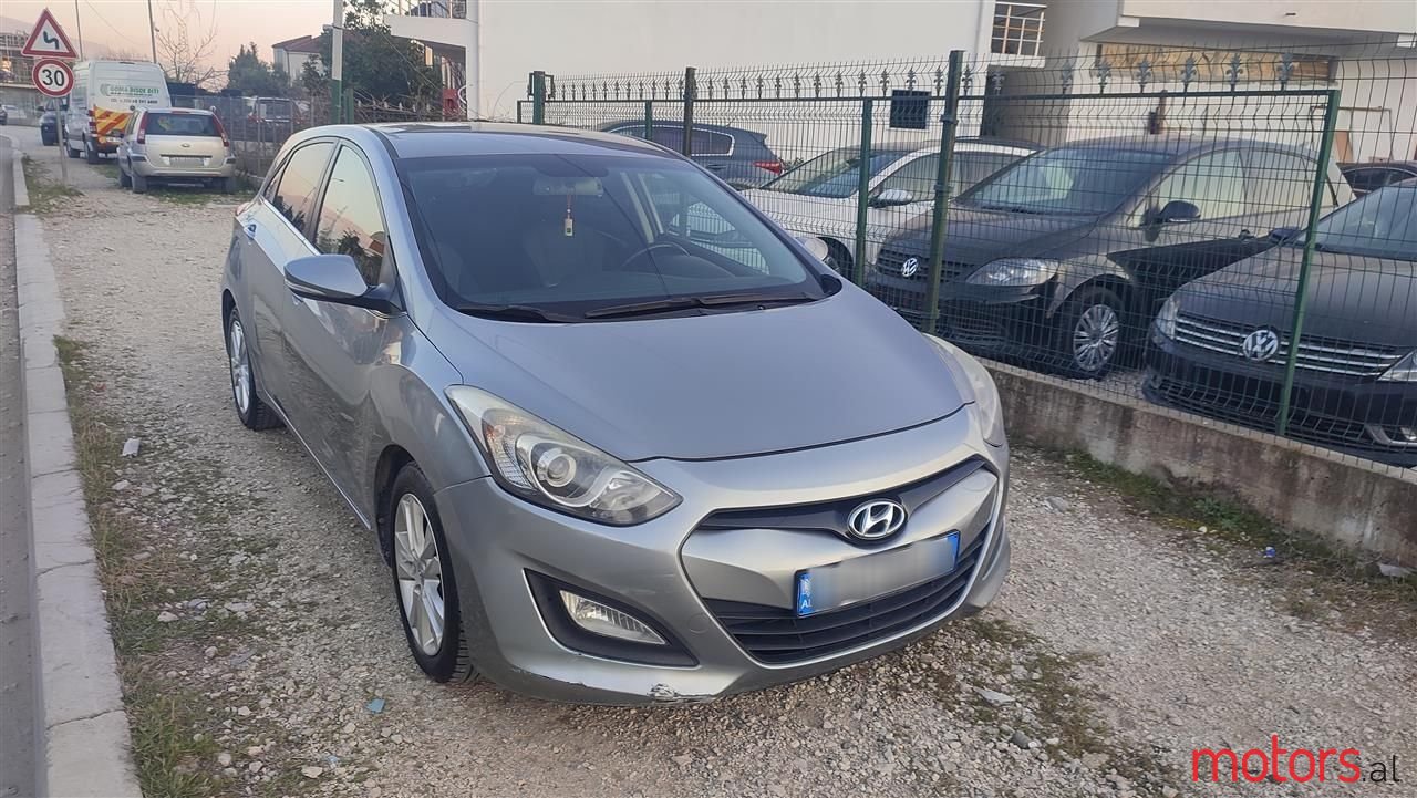 2012' Hyundai i30 photo #4