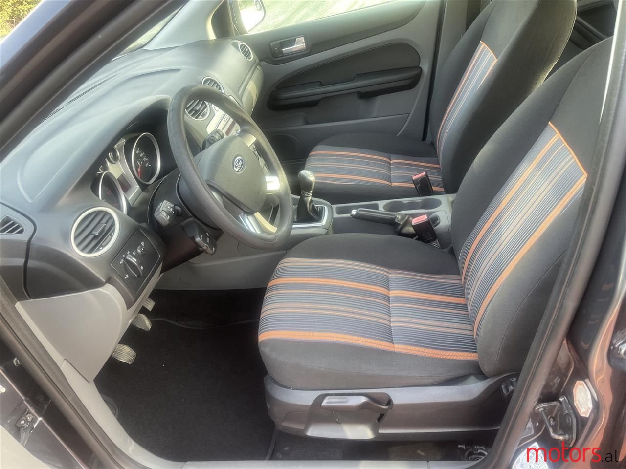 2008' Ford Focus photo #3