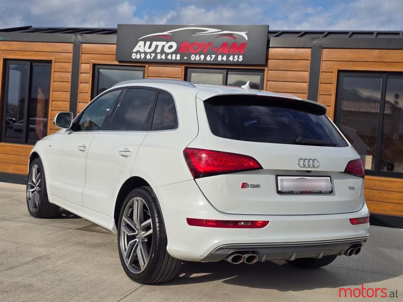 2015' Audi SQ5 photo #3