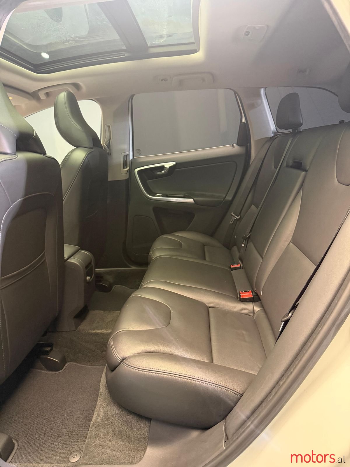 2016' Volvo Xc 60 photo #6