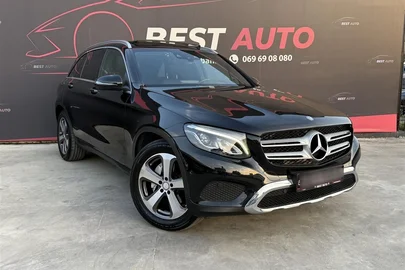2016' Mercedes-Benz GLC 220
