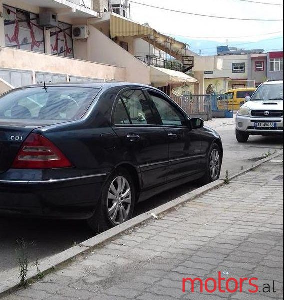 2002' Mercedes-Benz C 220 photo #1