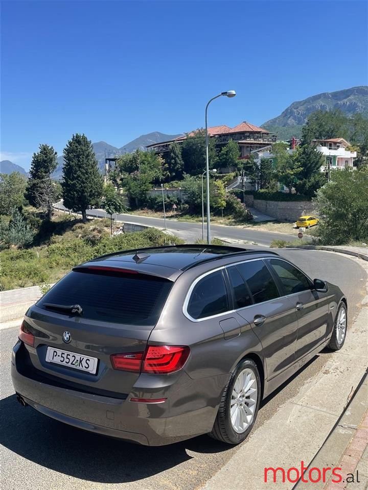 2012' BMW 525 photo #6