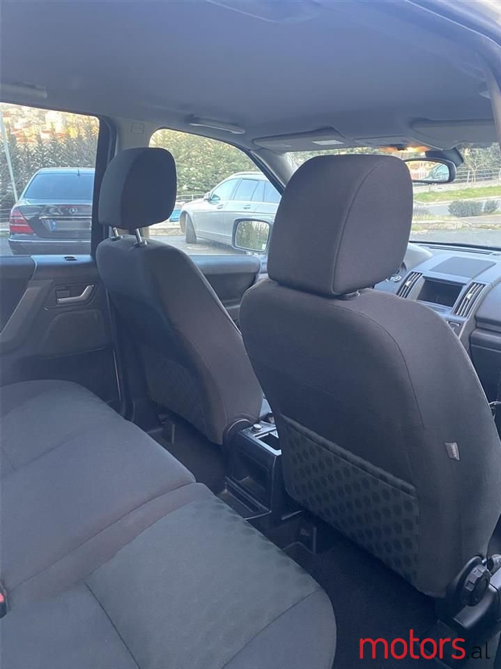 2009' Land Rover Freelander photo #6