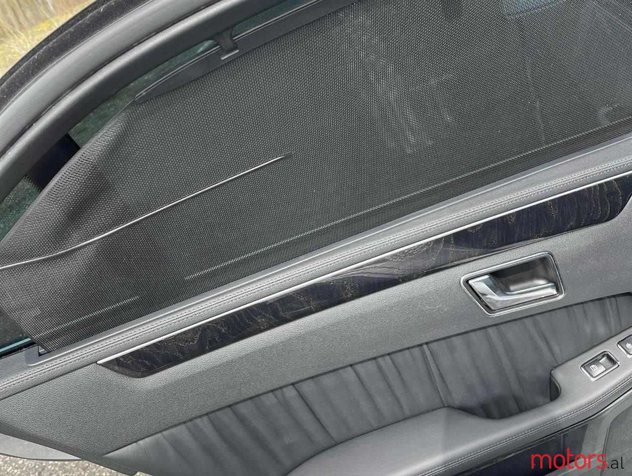 2010' Mercedes-Benz E 250 photo #2