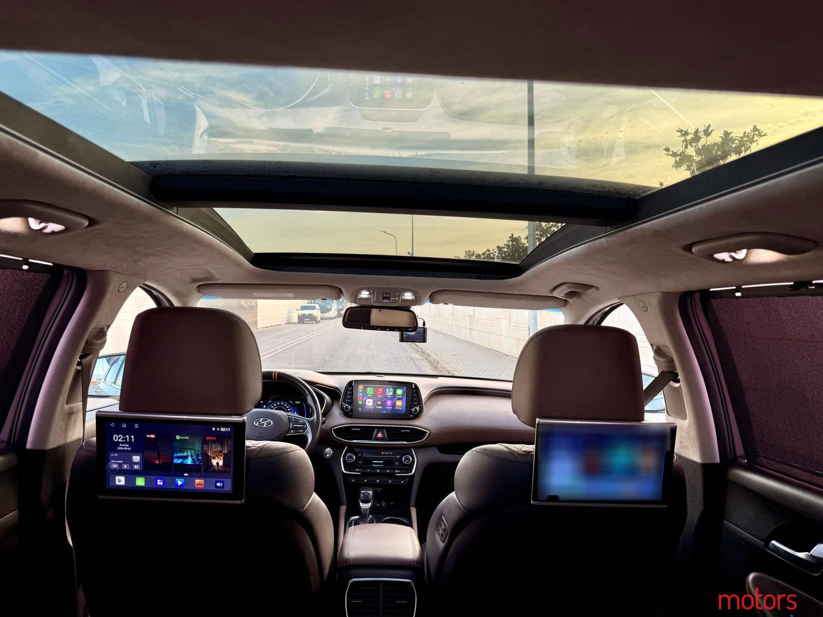 2018' Hyundai Santa Fe photo #5