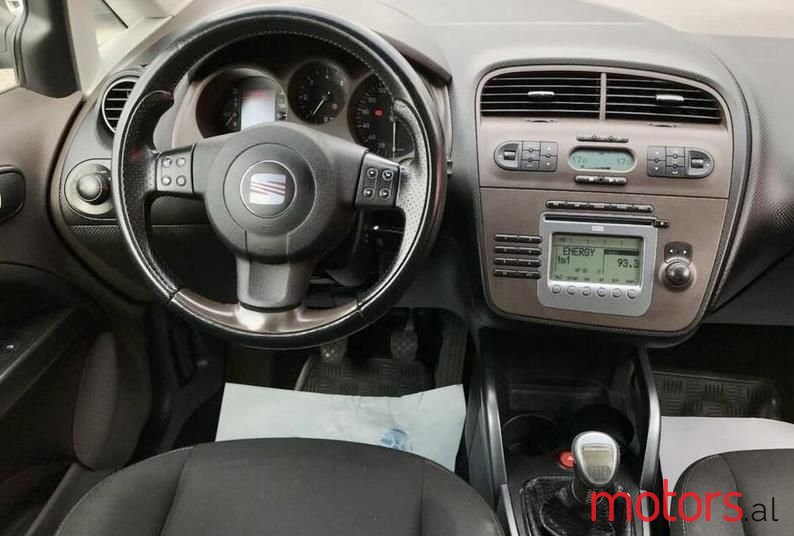 2008' SEAT Altea photo #5