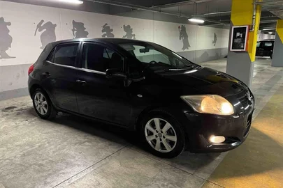 2007' Toyota Auris