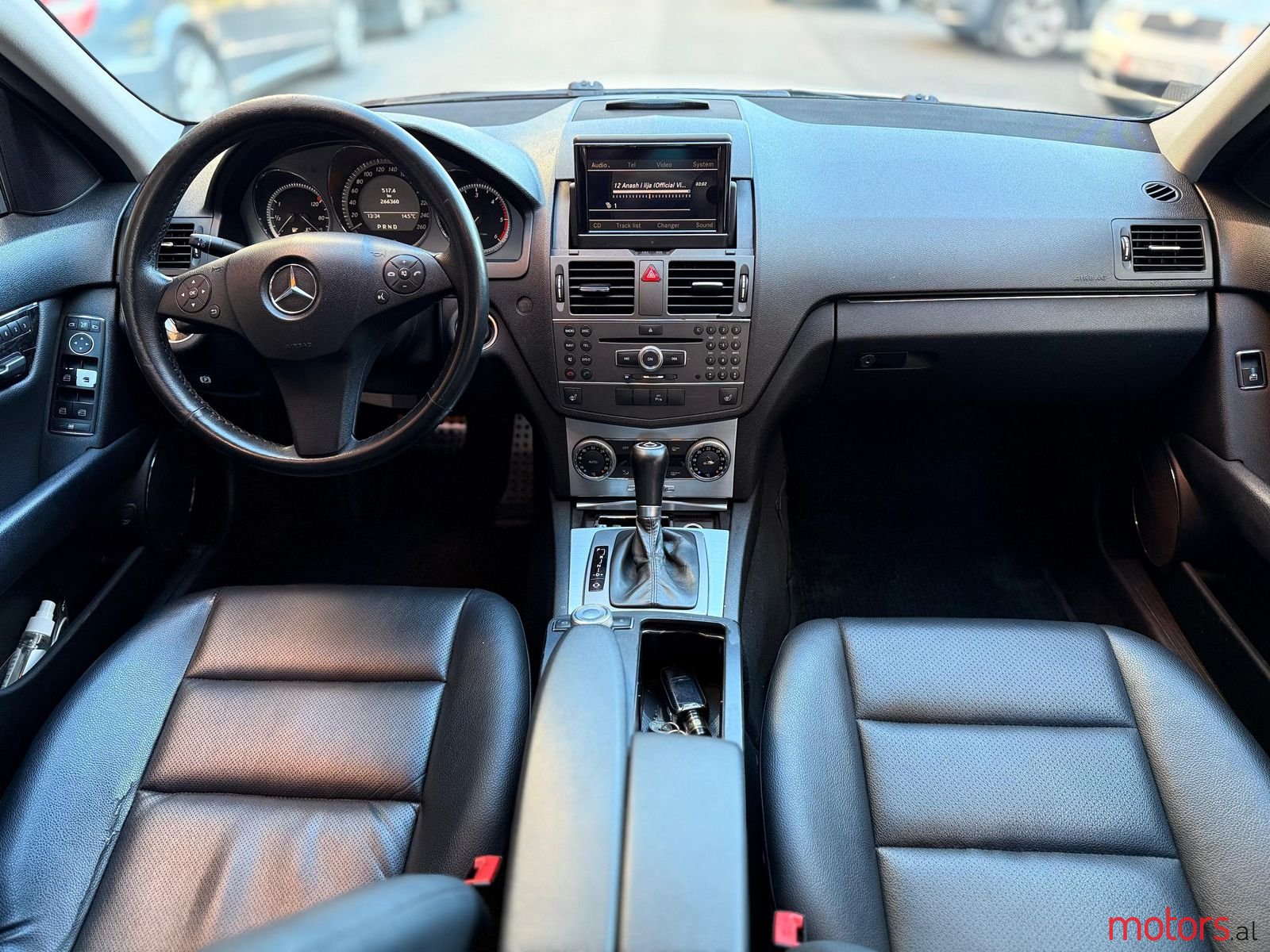 2010' Mercedes-Benz 220 photo #2