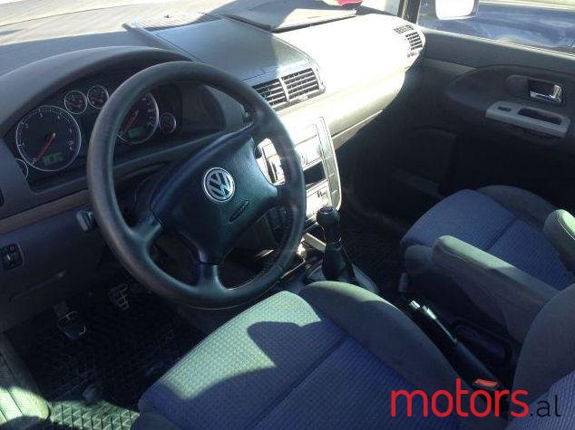 2000' Volkswagen Sharan photo #2