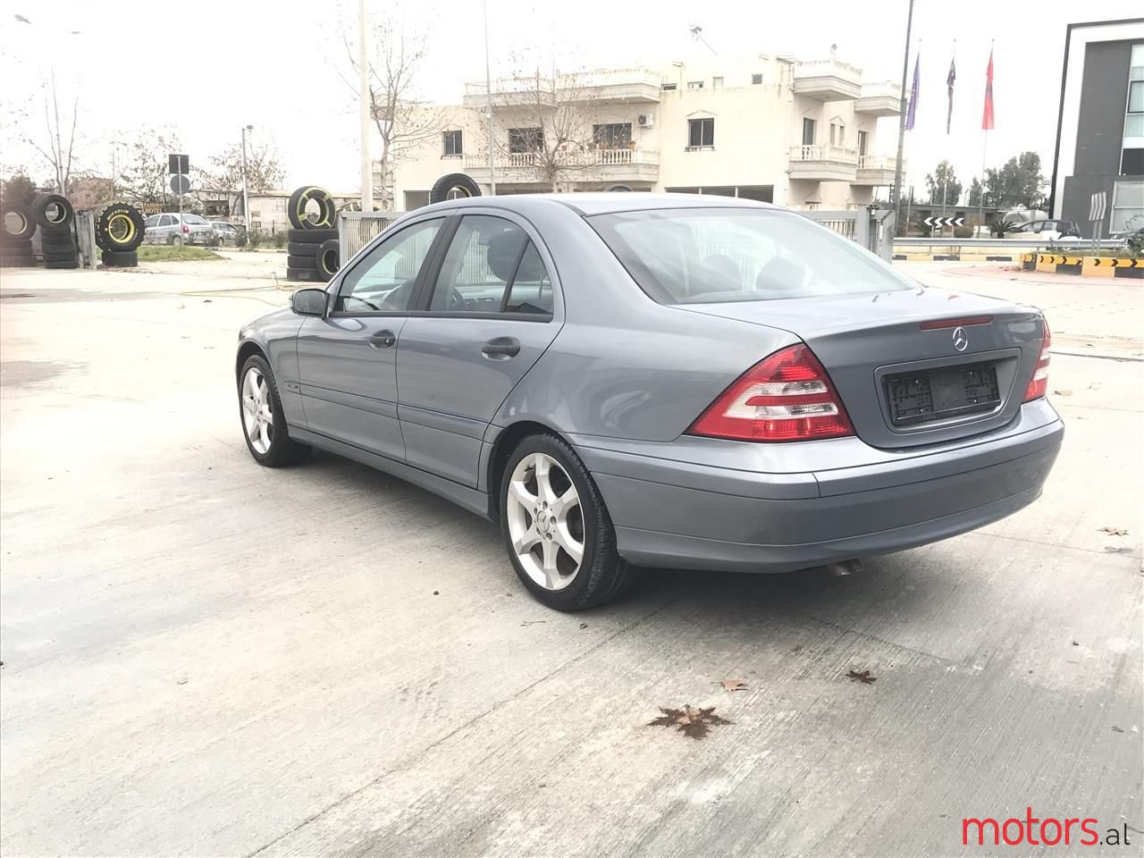 2005' Mercedes-Benz C 200 photo #2