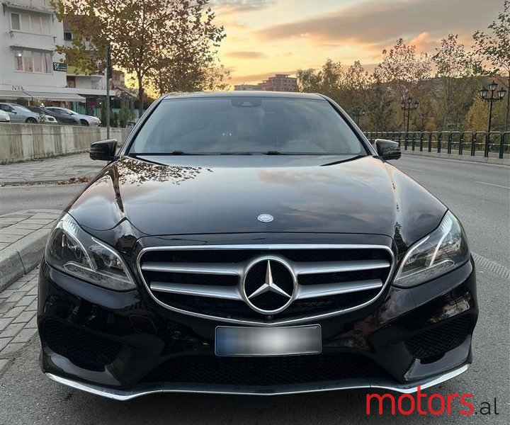 2015' Mercedes-Benz E 250 photo #1