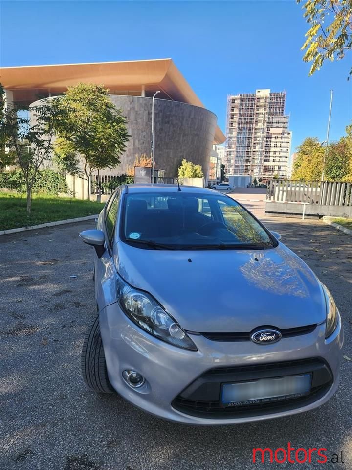 2011' Ford Fiesta photo #6