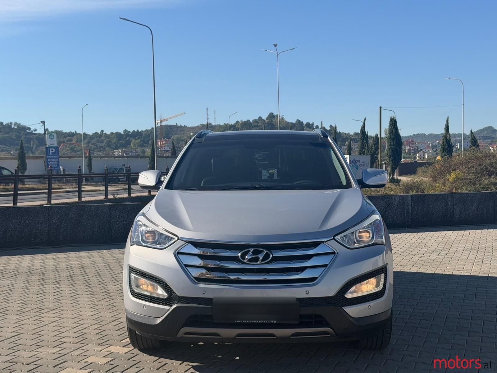 2013' Hyundai Santa Fe photo #1