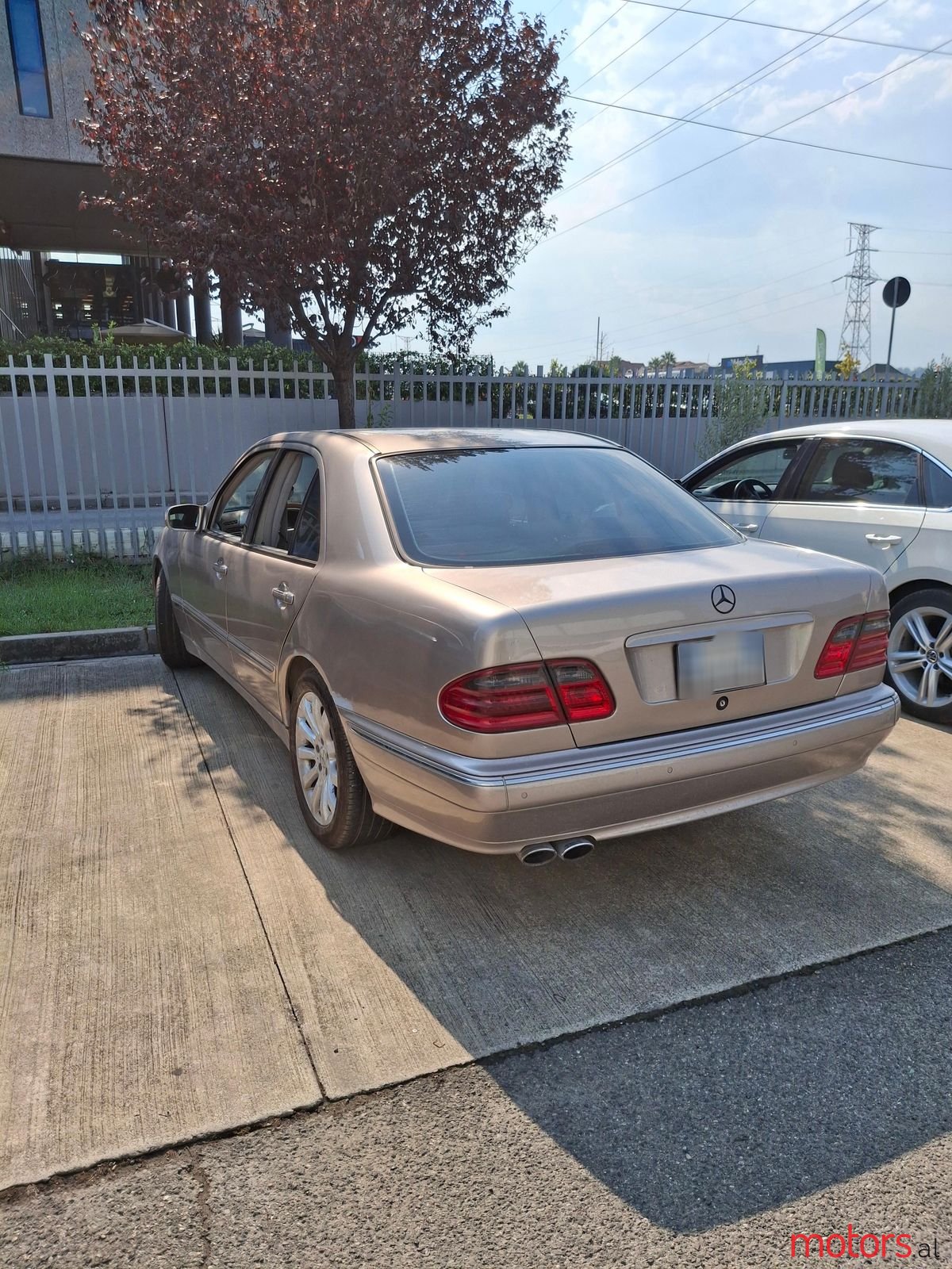 2000' Mercedes-Benz E 240 photo #4