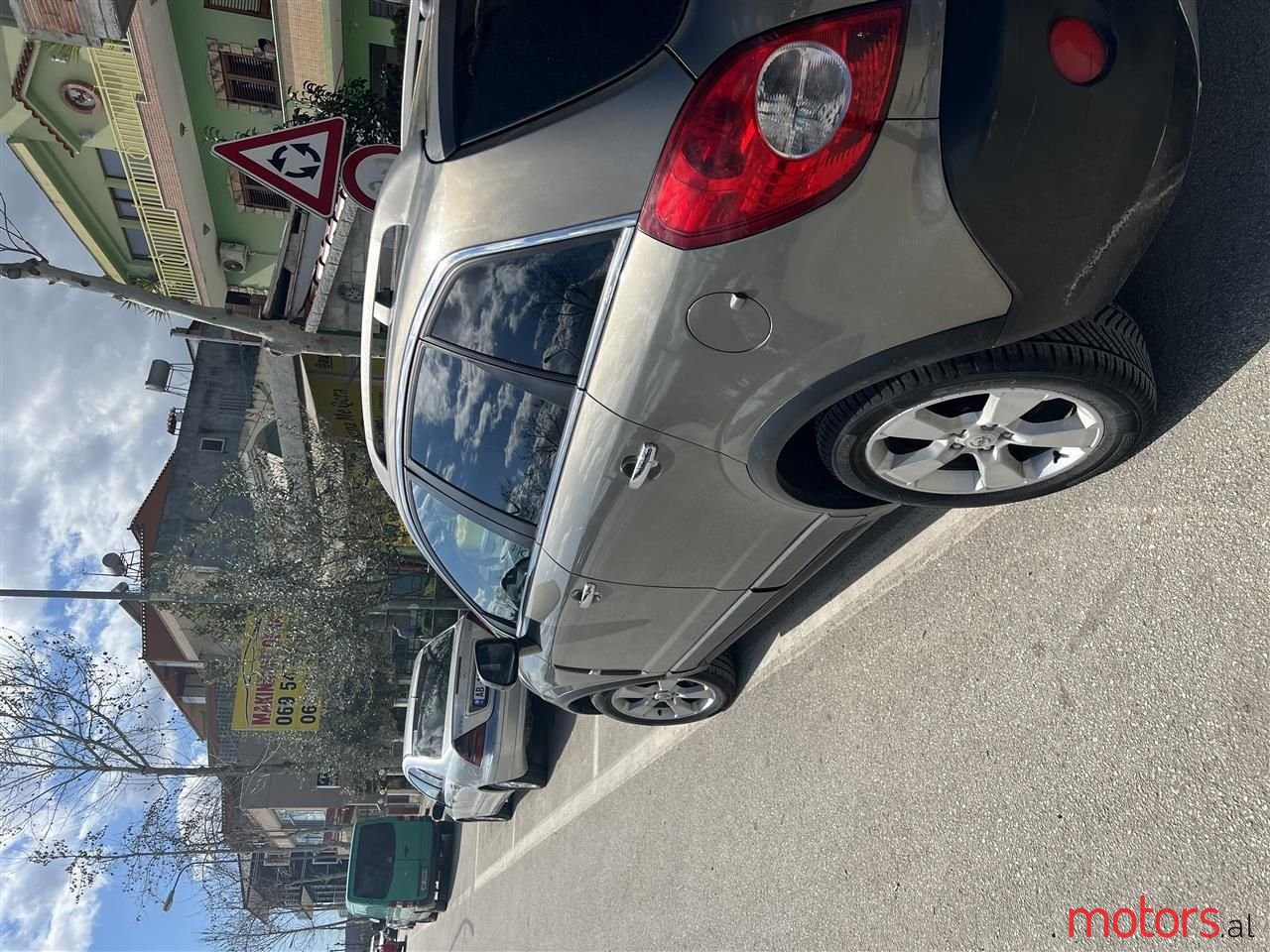 2007' Opel Antara photo #2