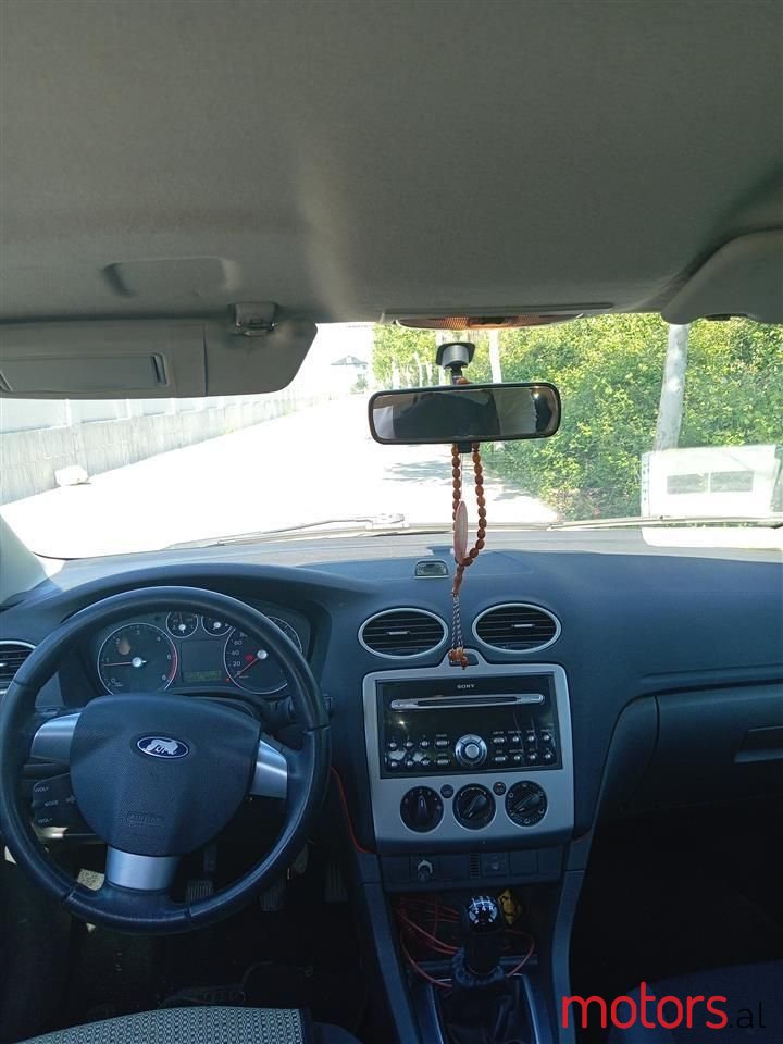 2005' Ford Focus photo #5