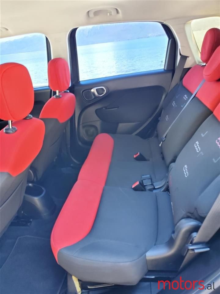 2014' Fiat 500L photo #5