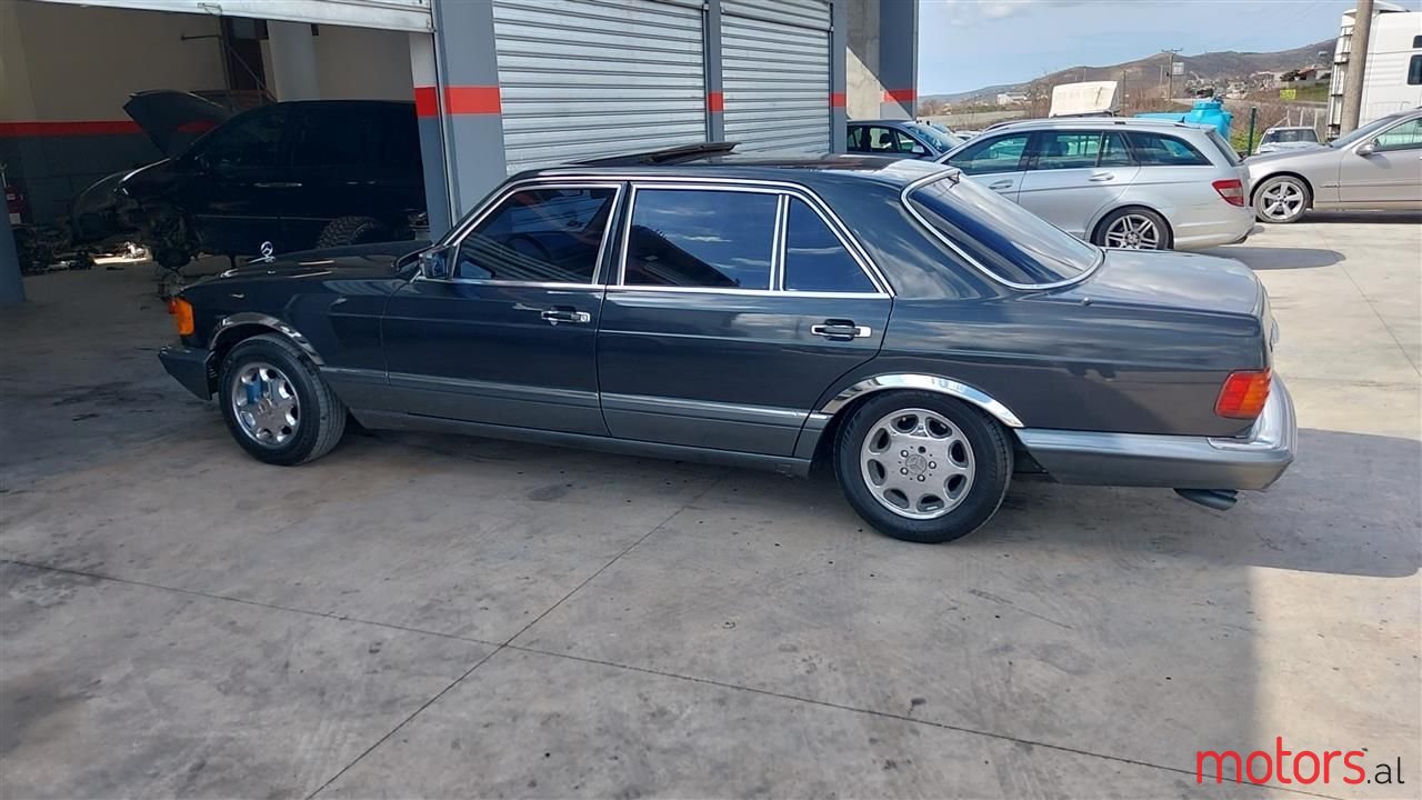 1986' Mercedes-Benz SL 560 photo #2