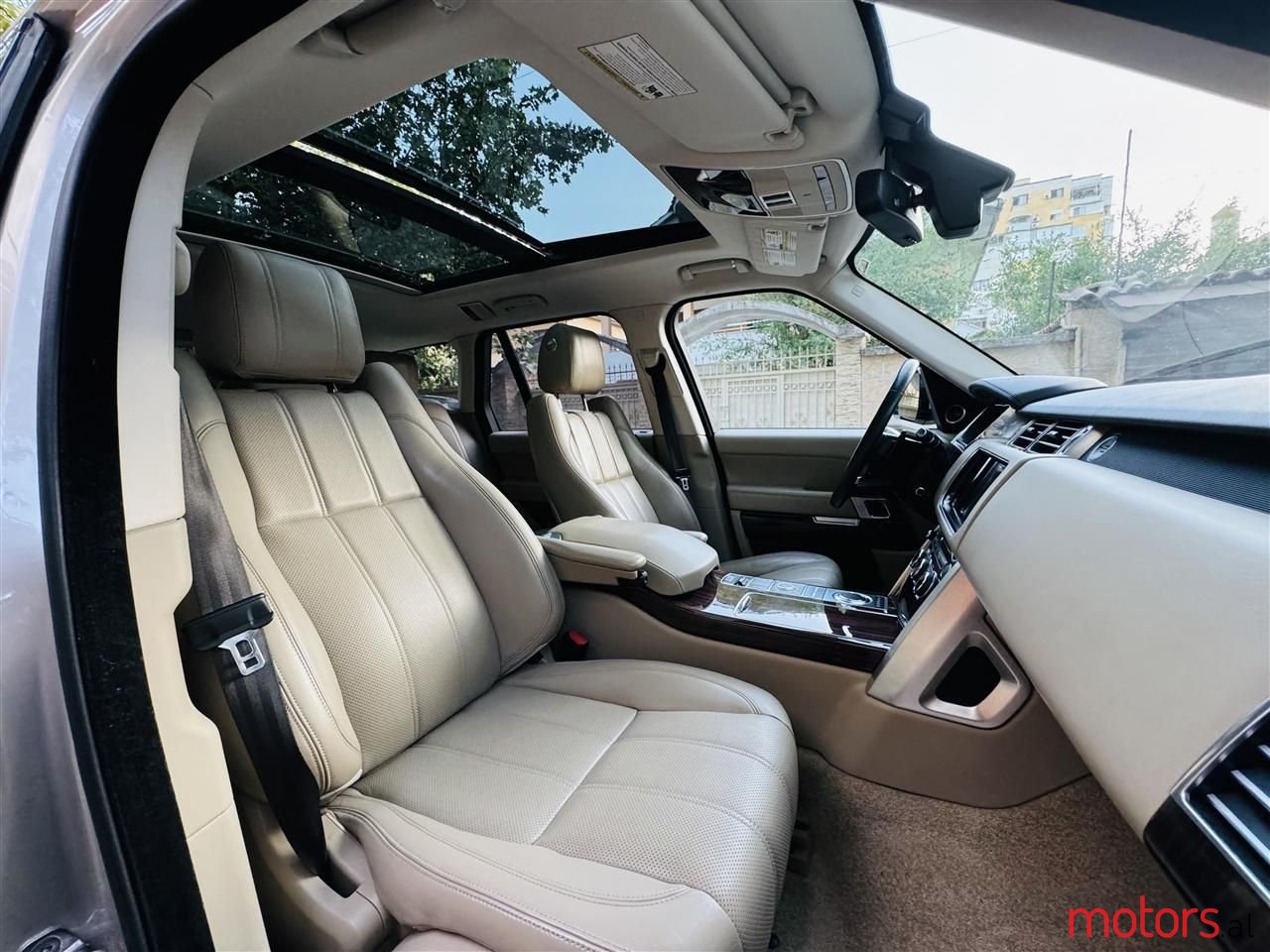 2013' Land Rover Range Rover photo #6