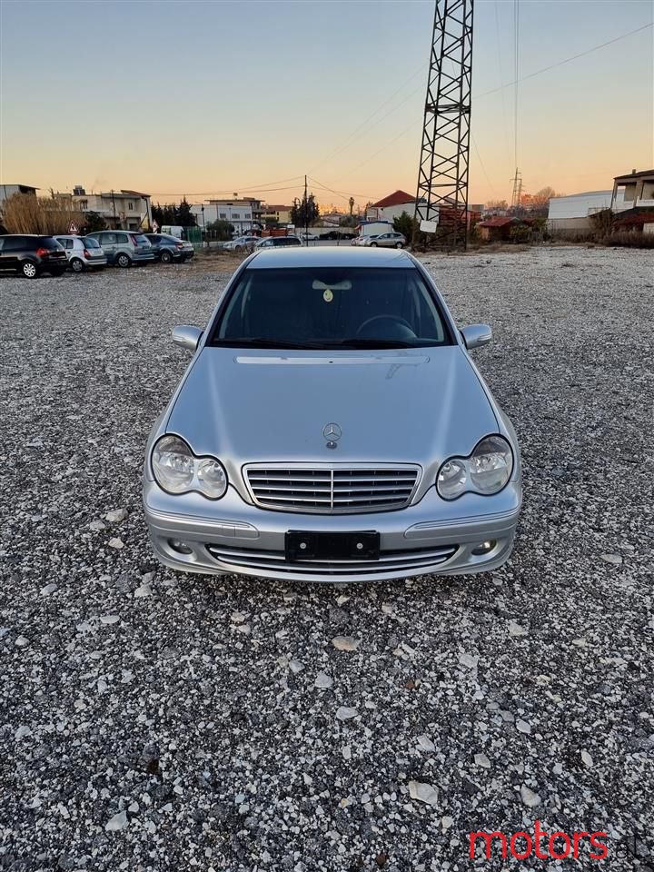 2007' Mercedes-Benz C 220 photo #2