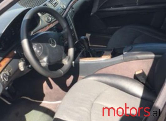 2003' Mercedes-Benz E 220 photo #1