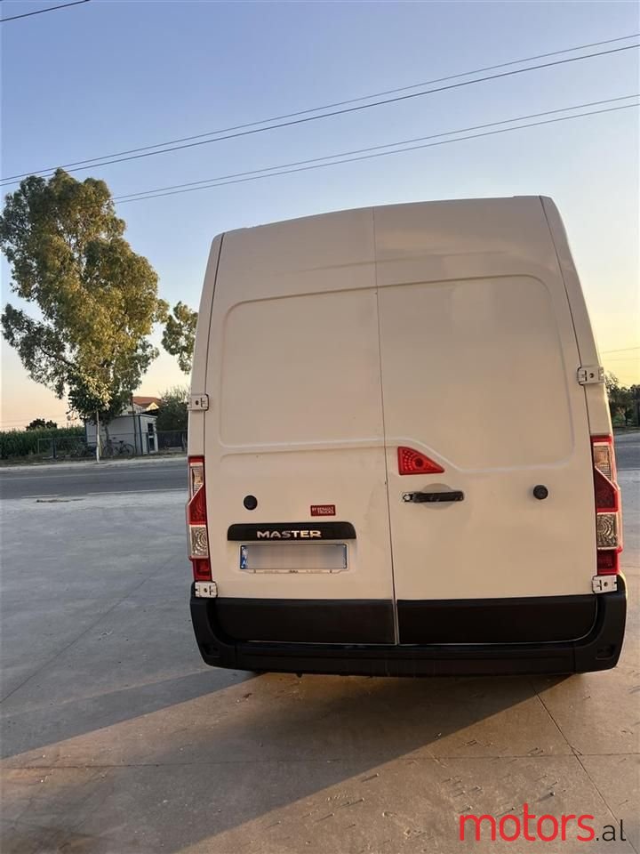 2017' Renault Master photo #5