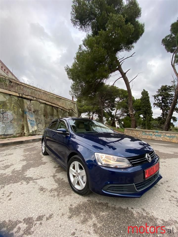 2013' Volkswagen Jetta photo #1