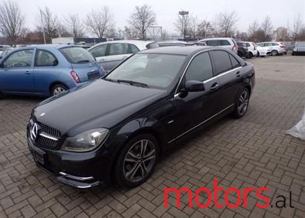 2011' Mercedes-Benz C 220 photo #6