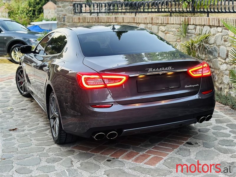 2016' Maserati Quattroporte photo #6