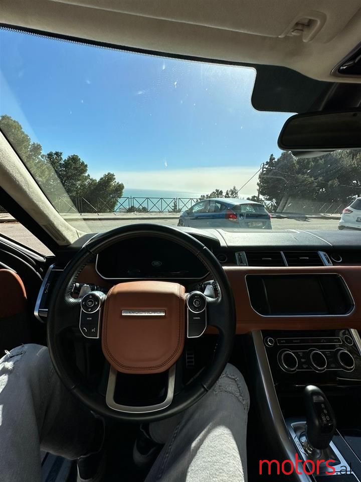 2014' Land Rover Range Rover Sport photo #3