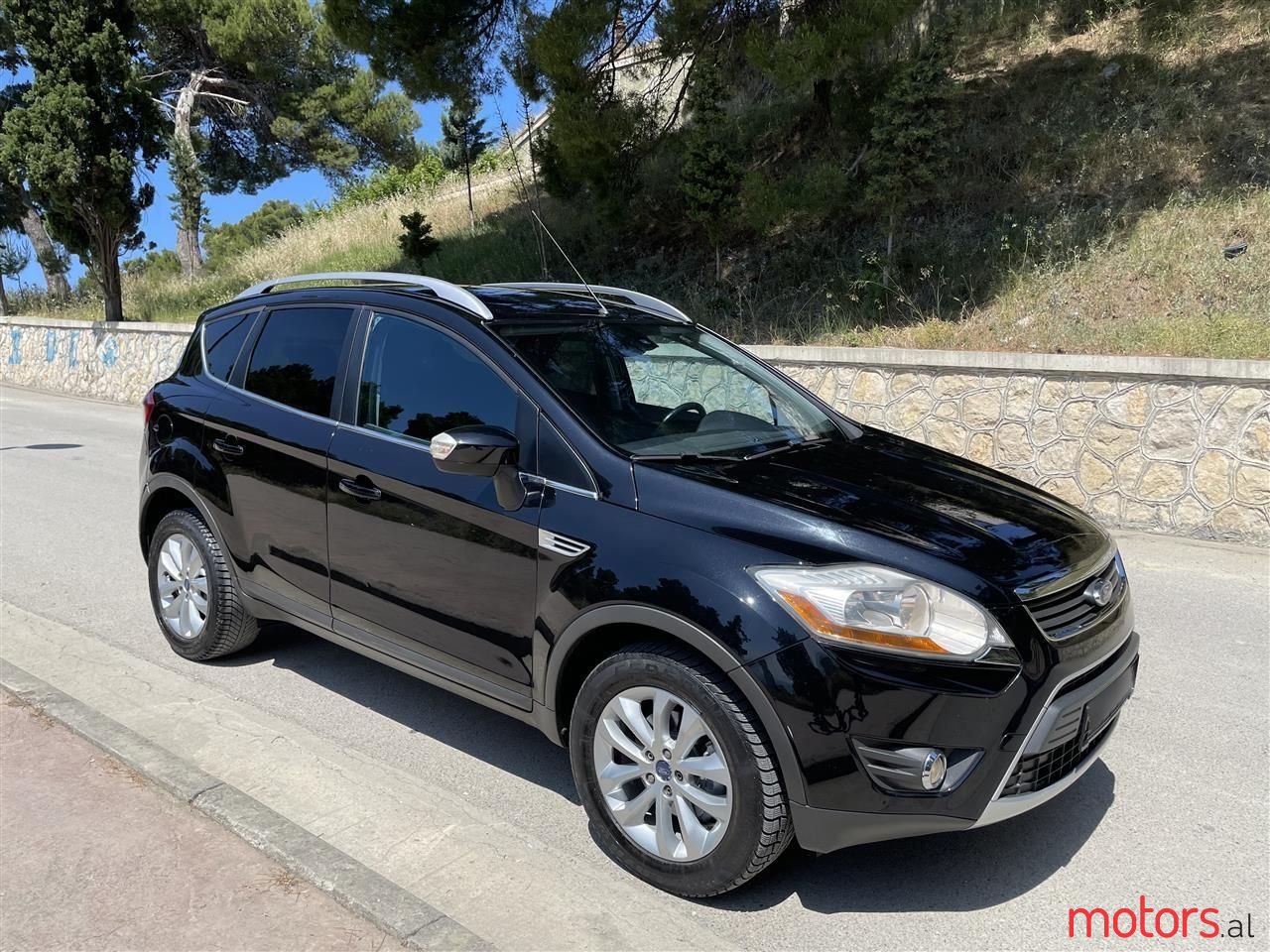 2009' Ford Kuga photo #5