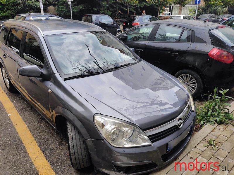 2007' Opel Astra photo #1