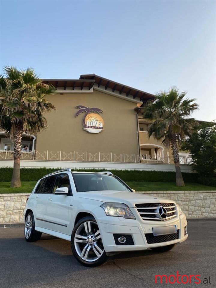2010' Mercedes-Benz GLK 220 photo #1