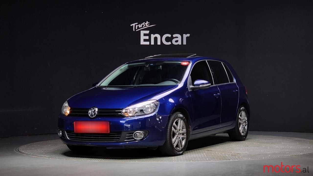 2010' Volkswagen Golf photo #1