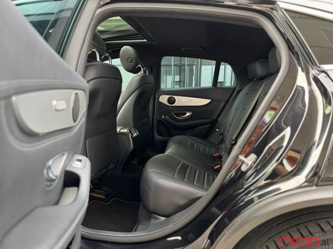 2018' Mercedes-Benz GLC 220 photo #6