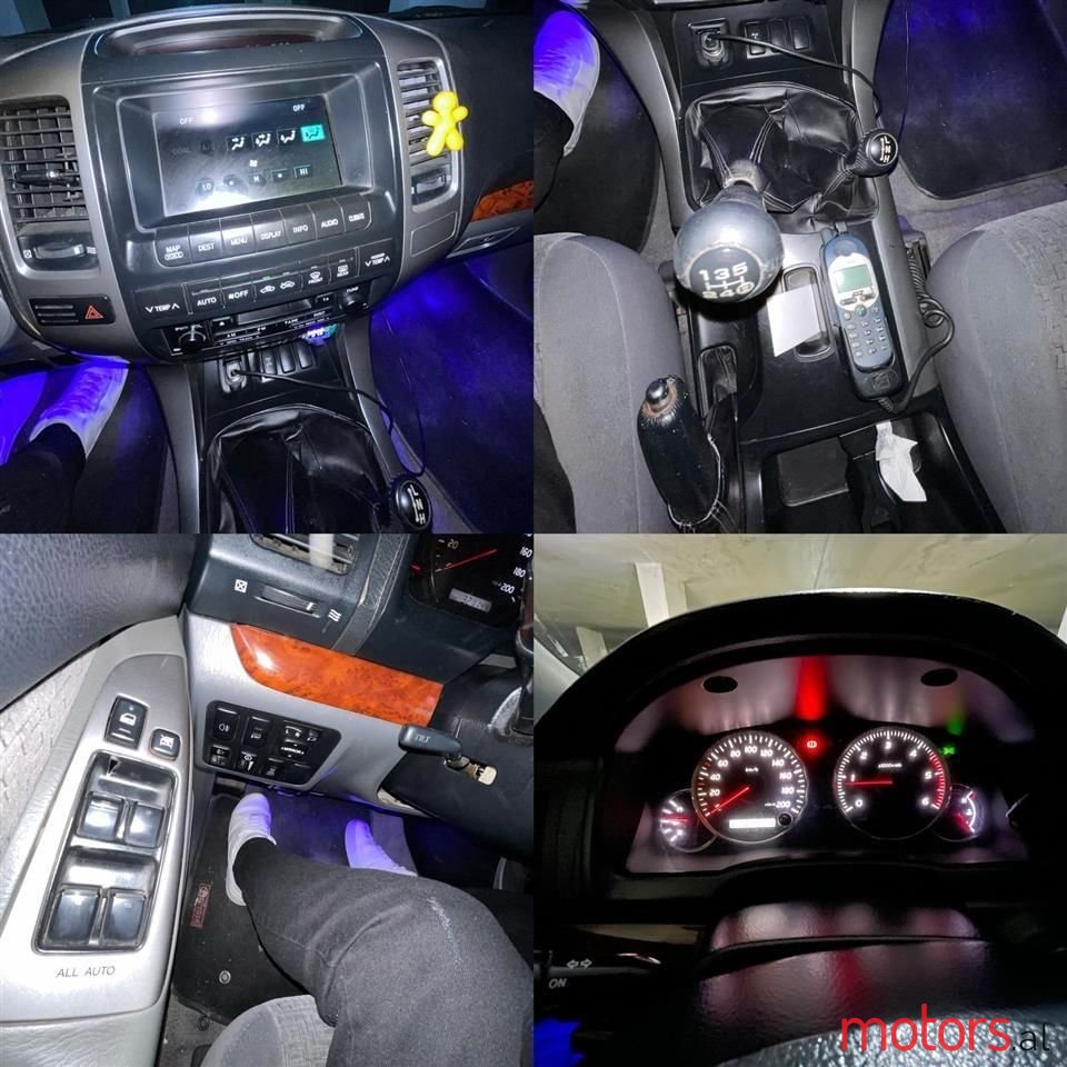 2005' Toyota Land Crusier photo #2