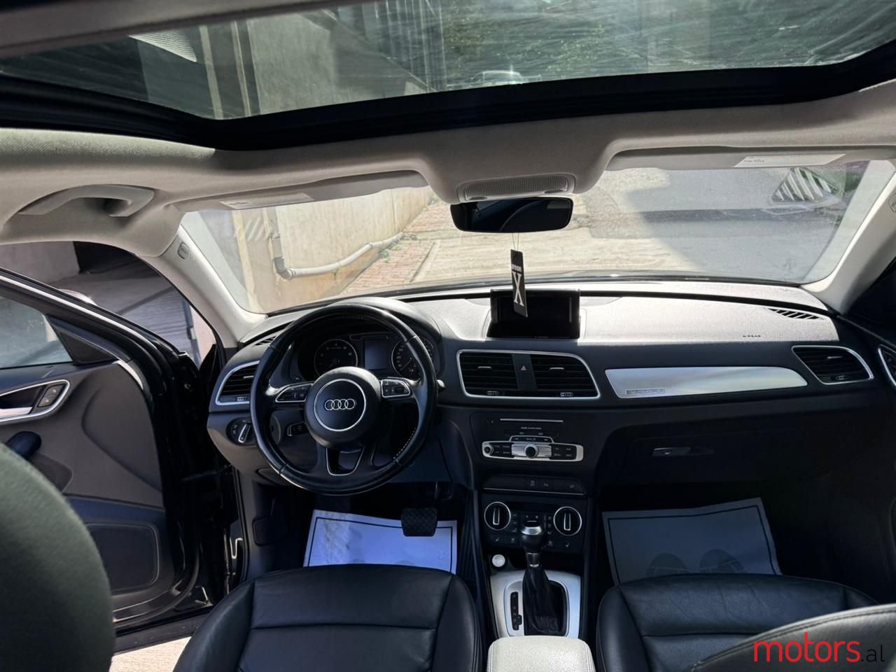 2017' Audi Q3 photo #6