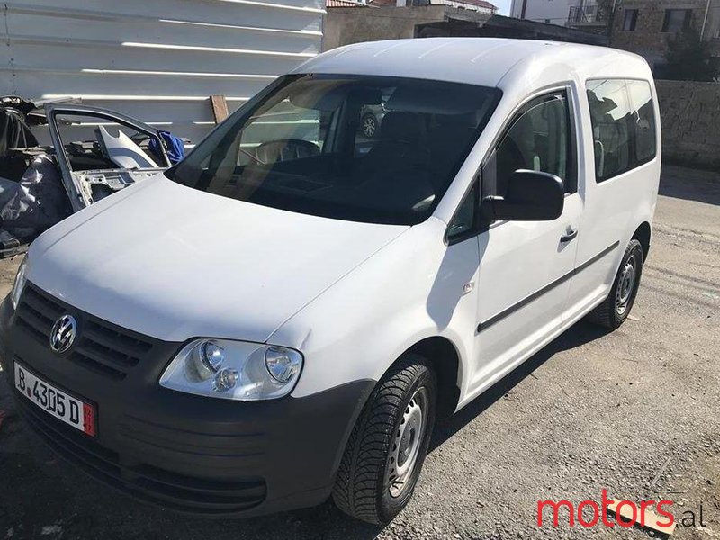 2005' Volkswagen Caddy photo #2