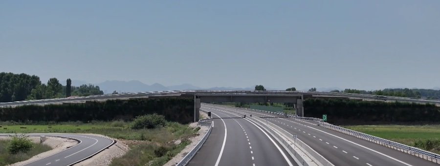 Si do të vilen paratë nga rrugët? Qeveria krijon një ent kombëtar për monitorimin dhe mirëmbajtjen e tyre