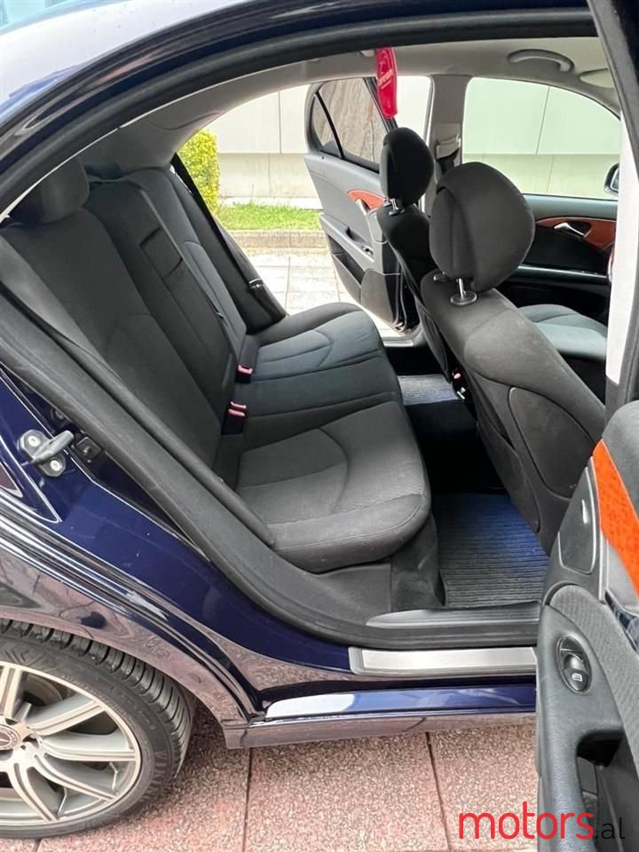 2006' Mercedes-Benz E 200 photo #5
